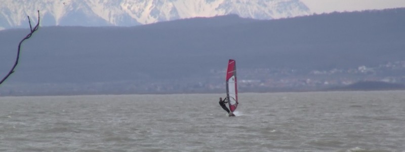 surfing in front of Schneeberg